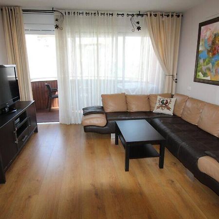Royal Apartments , Blvd Nitza 8 Нетания Экстерьер фото