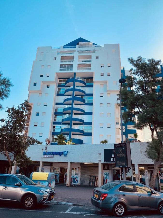 Royal Apartments , Blvd Nitza 8 Нетания Экстерьер фото
