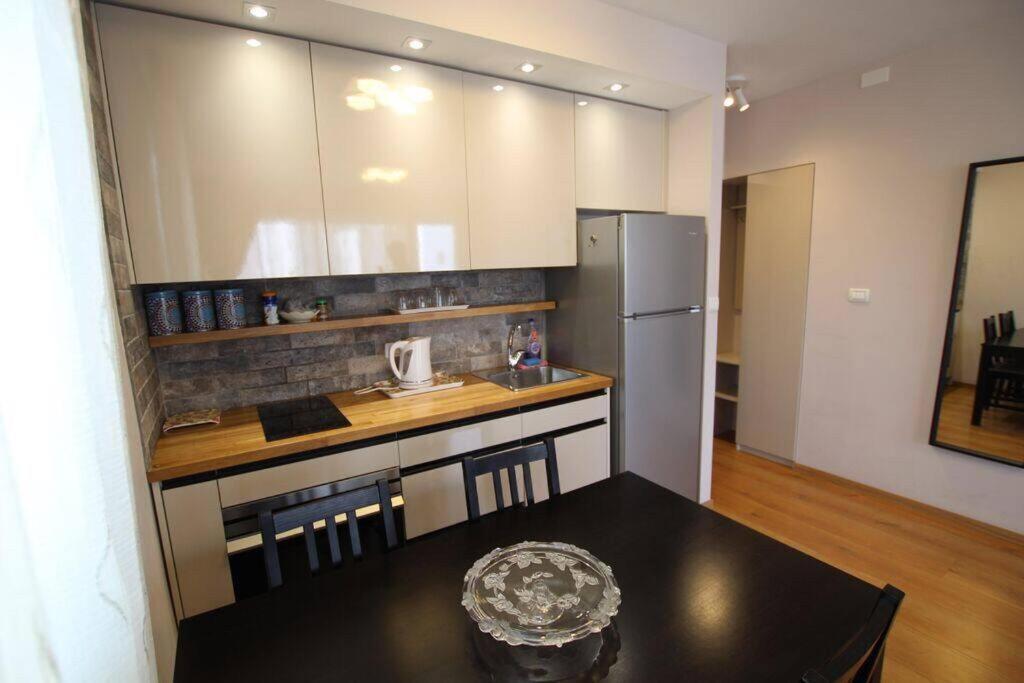 Royal Apartments , Blvd Nitza 8 Нетания Экстерьер фото